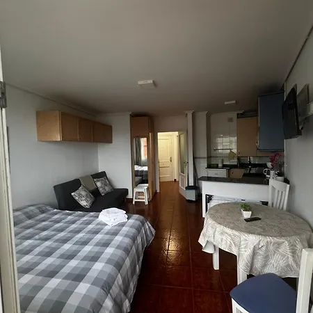 Apartamento Con Vistas Al Mar Y Piscina Ii *