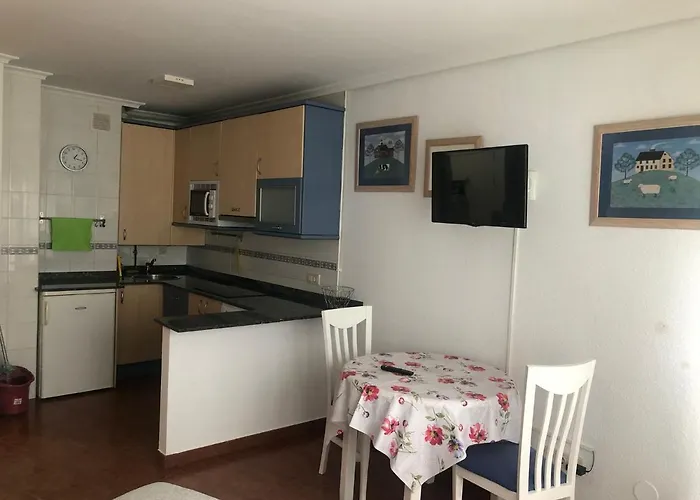 Con Vistas Al Mar Y Piscina Ii *